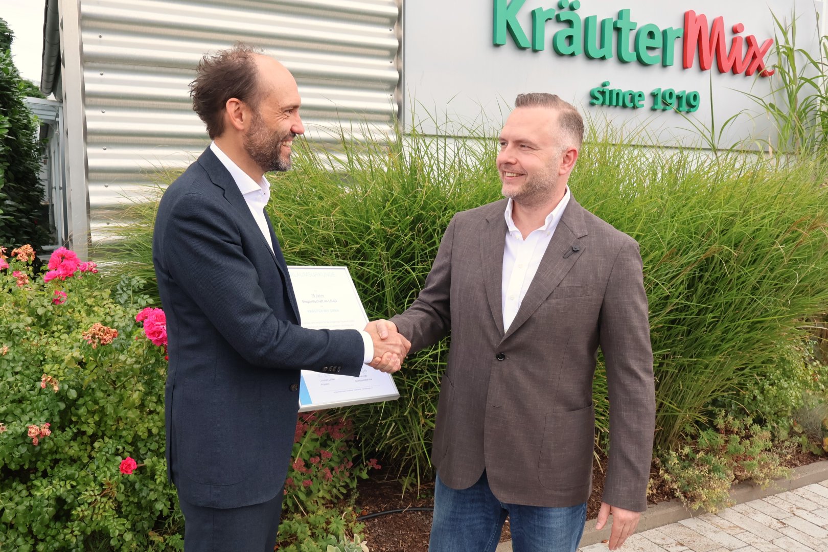 Gratulation für 75 Jahre Mitgliedschaft im LGAD