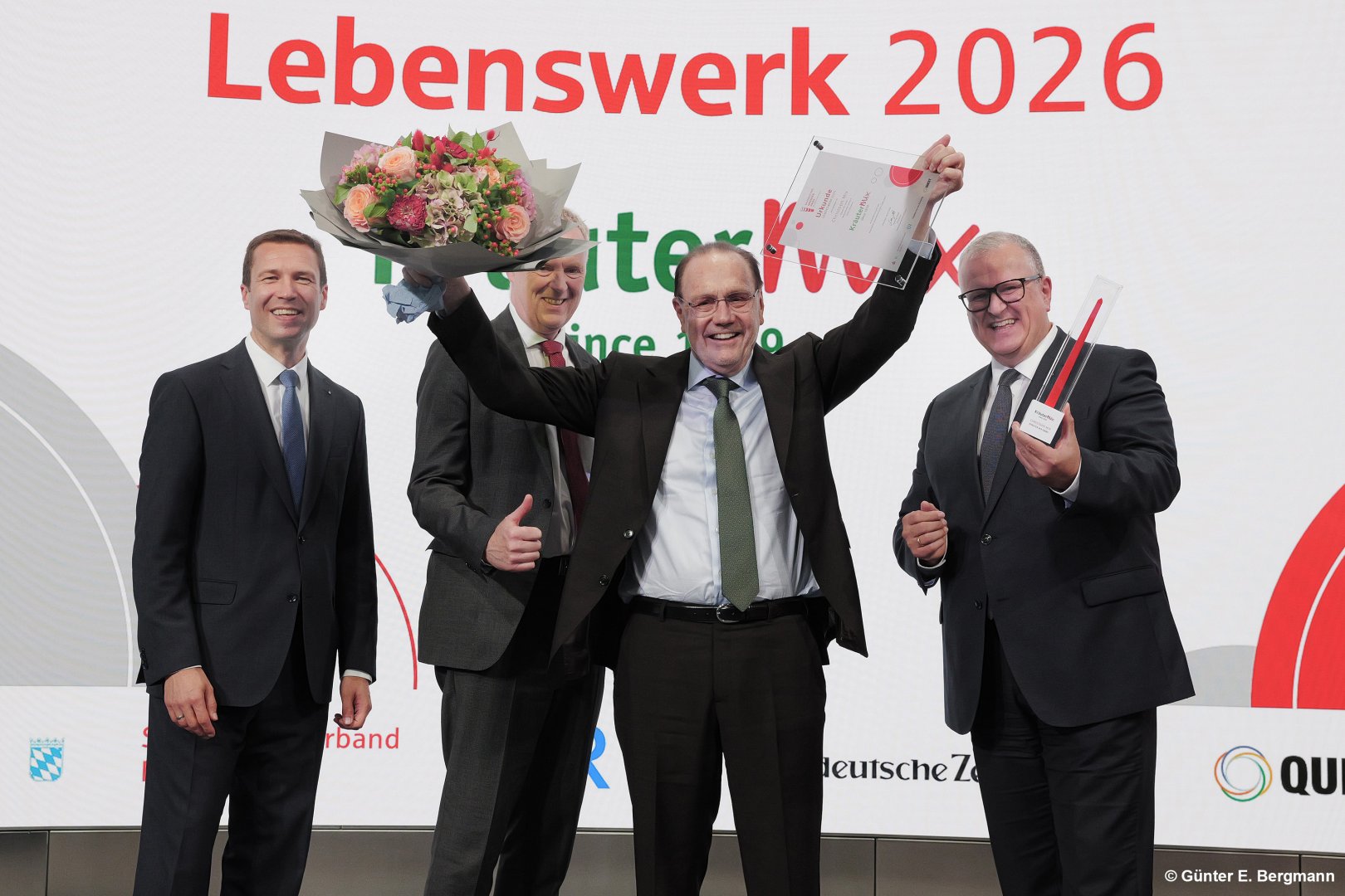 Preisverleihung Lebenswerk Bayerischer Gründerpreis 2026 C Preisverleihung Bayerischer Gründerpreis 2026_Bühne